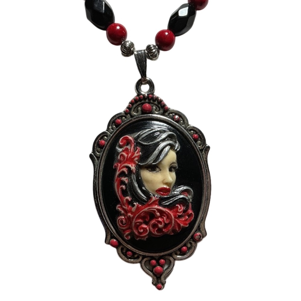 Red & Black Bead Cameo Pendant Necklace, Long Haired Sexy Woman, Toggle Clasp